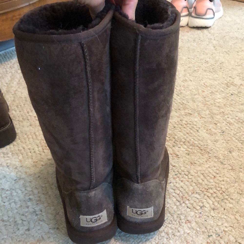 Uggs - image 4